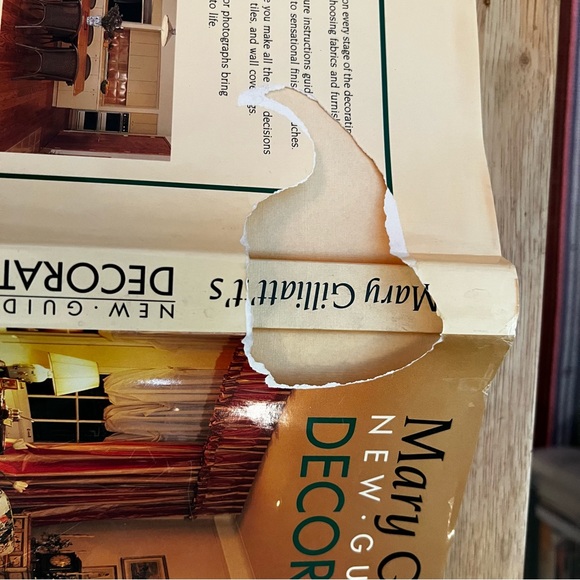 Vintage, First Edition, Mary Gilliatt’s New Guide To Decorating - Picture 3 of 8